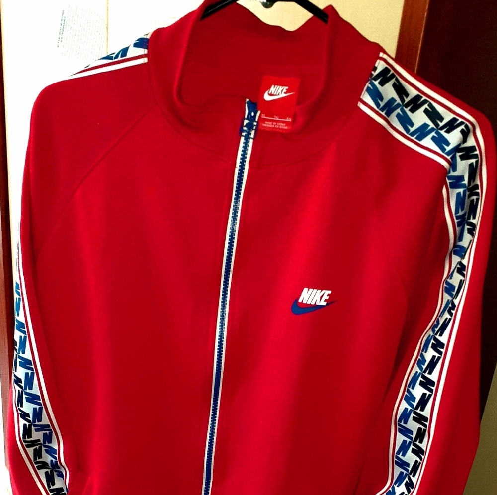 Nike Taped Track Sportswear